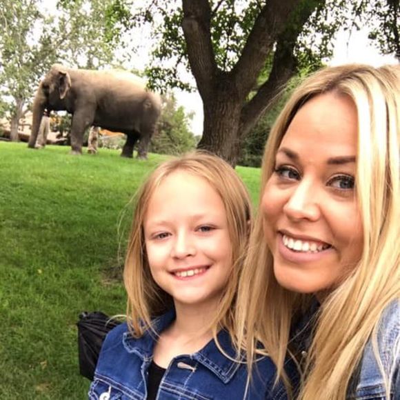 Meet your Posher, Harmony - Picture 1 of 1